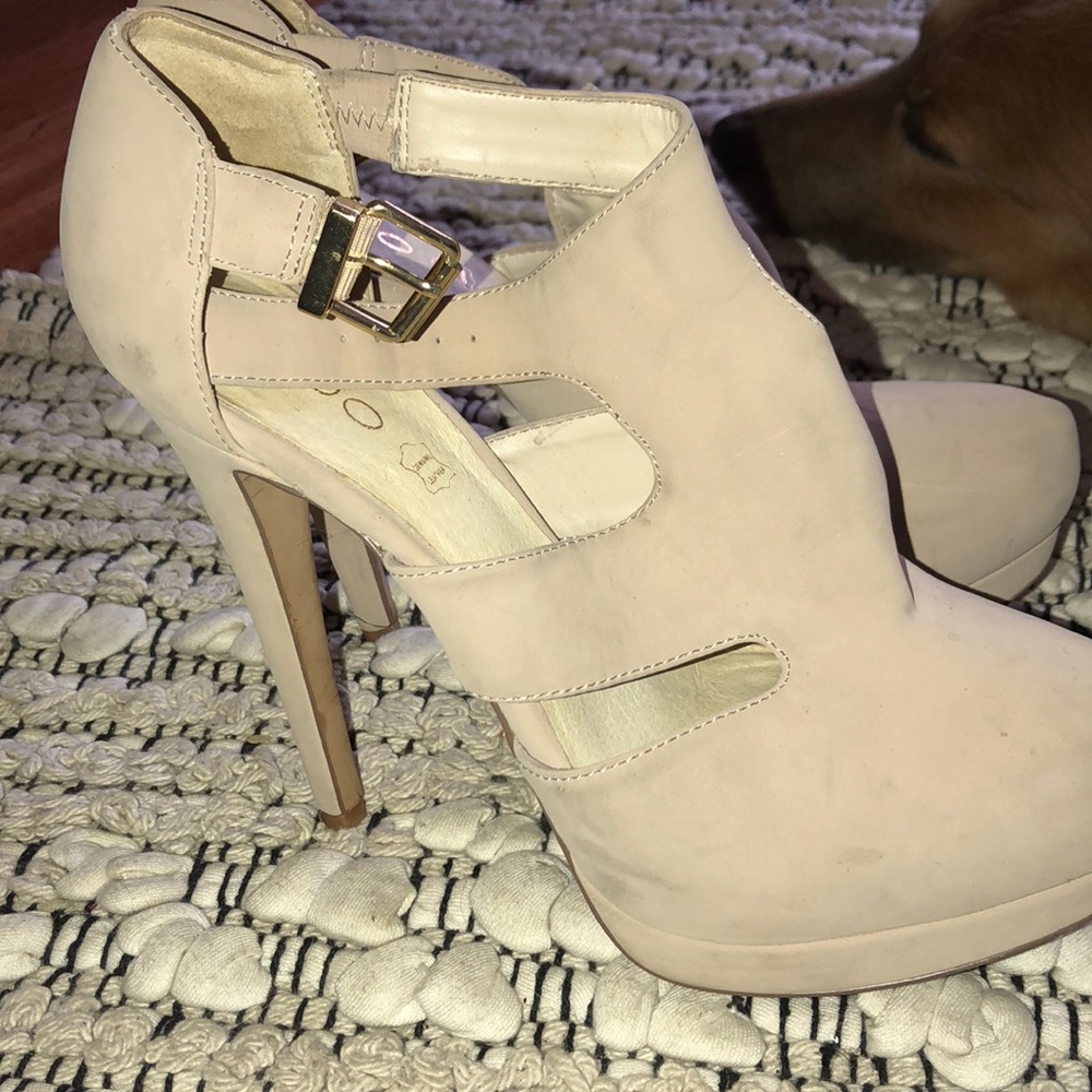 Nude heels